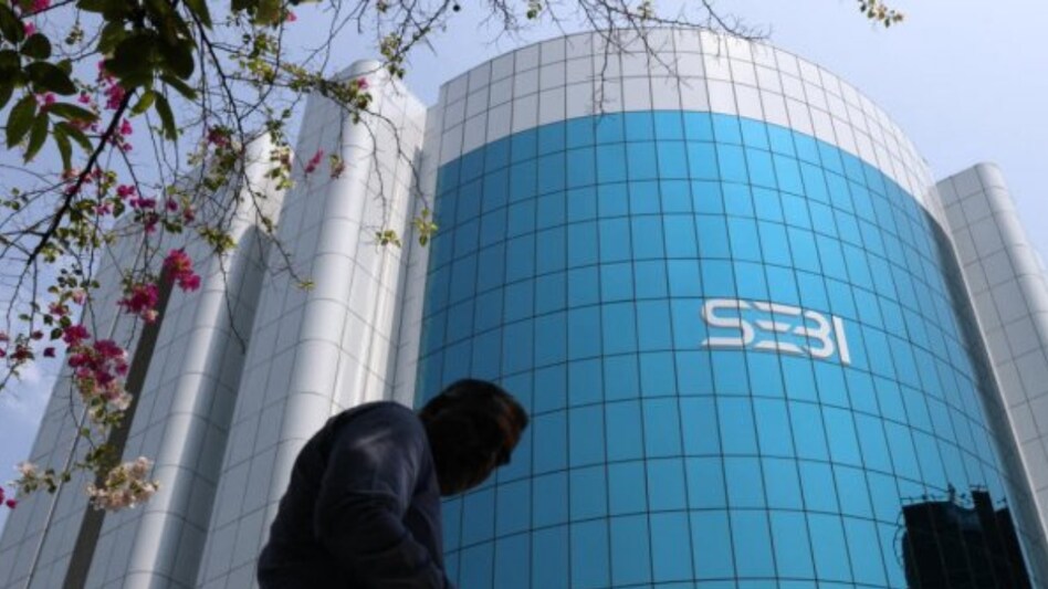 Sebi has proposed that existing high-risk FPIs with an overall holding in Indian equity markets of over Rs. 25,000 crore shall also be required to comply with additional granular disclosure requirements within 6 months Sebi has proposed that existing high-risk FPIs with an overall holding in Indian equity markets of over Rs. 25,000 crore shall also be required to comply with additional granular disclosure requirements within 6 months