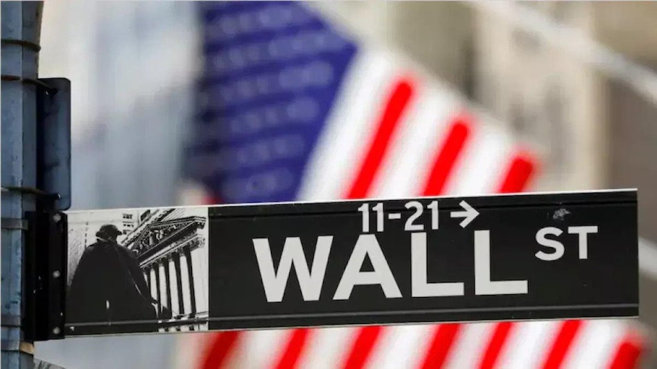 On Wall Street, the Dow Jones Industrial Average closed down 0.17%, the S&P 500 gained 0.05% and the Nasdaq Composite added 0.18%. On Wall Street, the Dow Jones Industrial Average closed down 0.17%, the S&P 500 gained 0.05% and the Nasdaq Composite added 0.18%.
