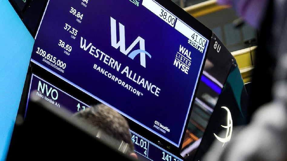 Western Alliance denies report of bank exploring sale Western Alliance denies report of bank exploring sale