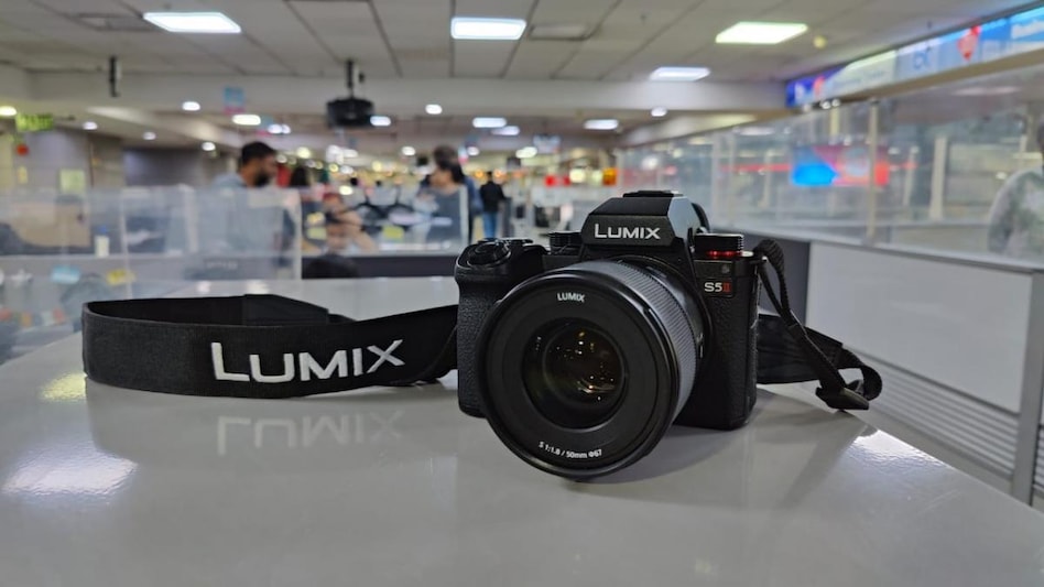 Panasonic Lumix DC-S5 II Panasonic Lumix DC-S5 II