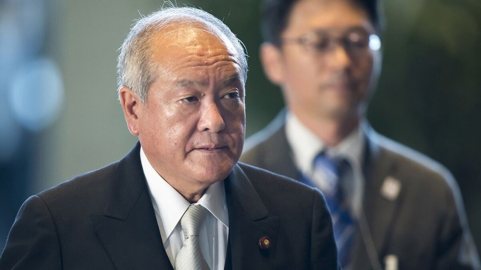 Japan finmin says no change in FX policy after US report Japan finmin says no change in FX policy after US report