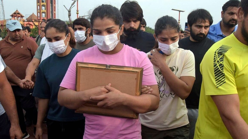 The wrestlers have accused the WFI Chief of sexual harassment. The wrestlers have accused the WFI Chief of sexual harassment.