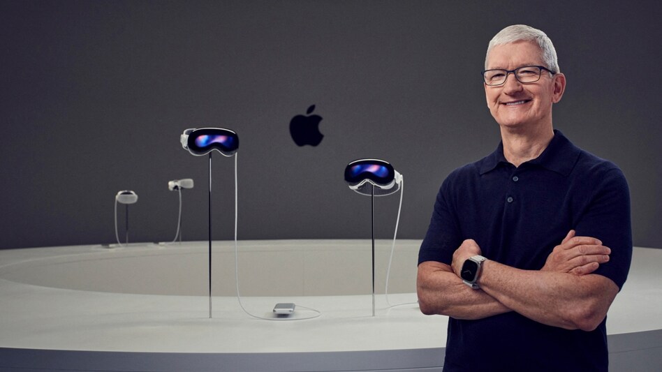 Apple CEO Tim Cook Apple CEO Tim Cook