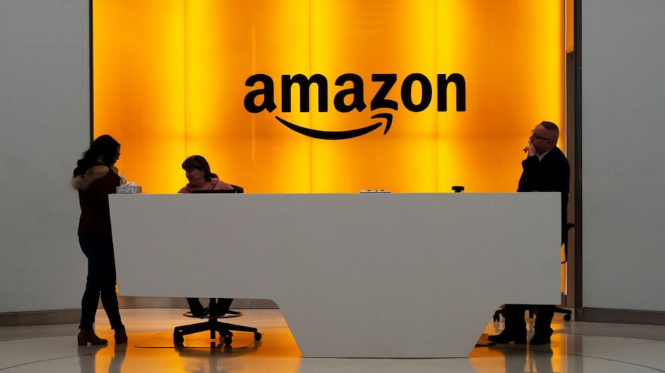 Amazon cloud services back up after big outage hits thousands of users Amazon cloud services back up after big outage hits thousands of users