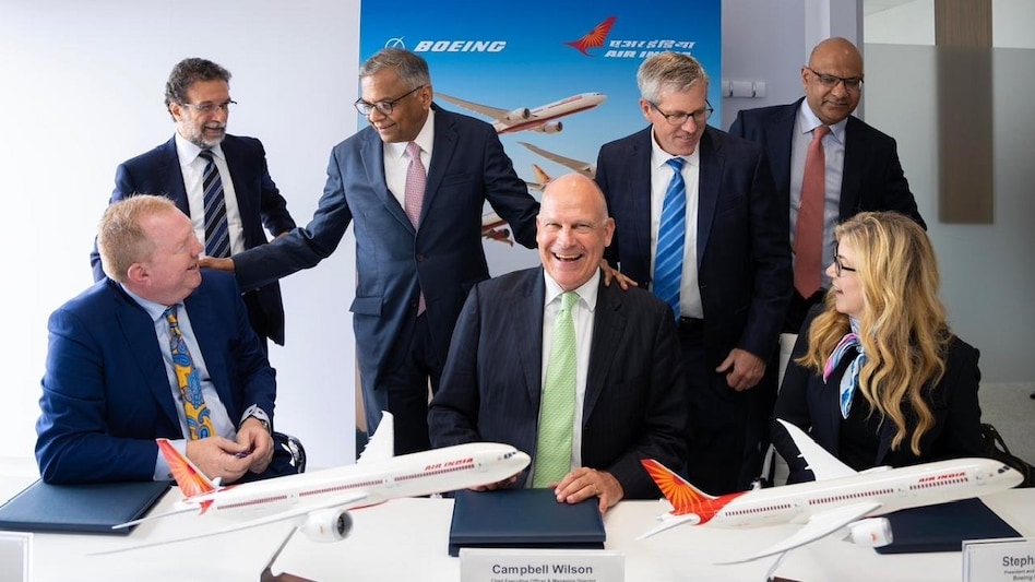 Air India signs purchase agreements to acquire 470 aircraft from Airbus and Boeing Air India signs purchase agreements to acquire 470 aircraft from Airbus and Boeing