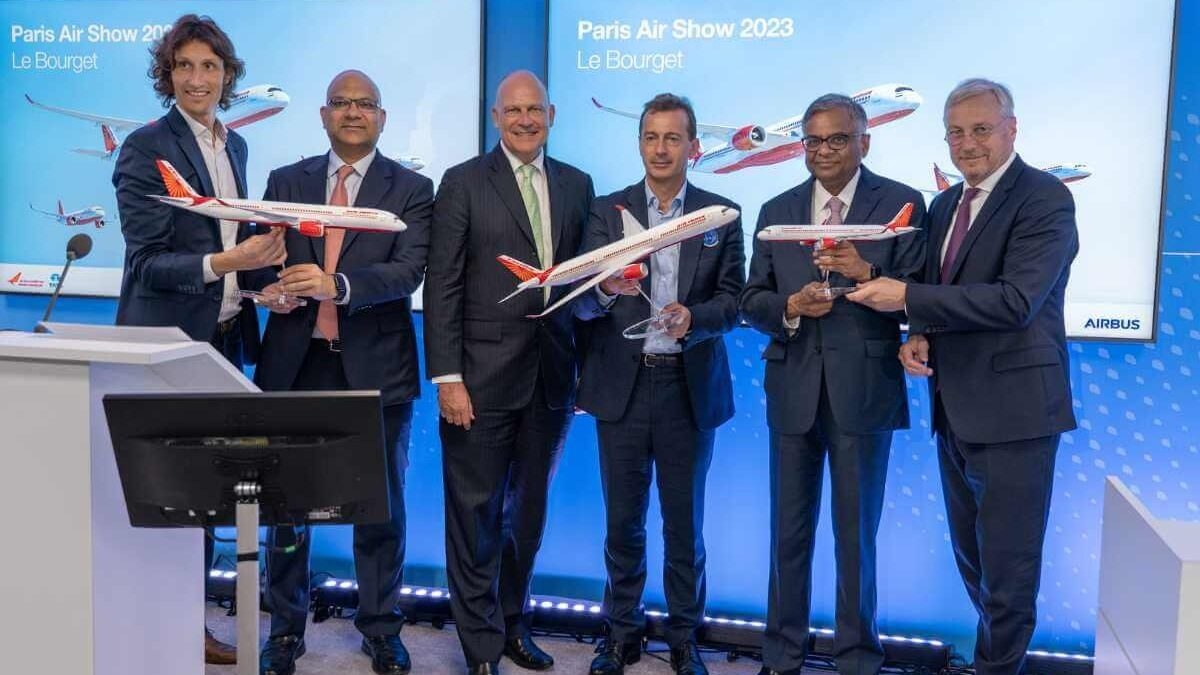 Paris air show: India centre stage as another big jet deal lands