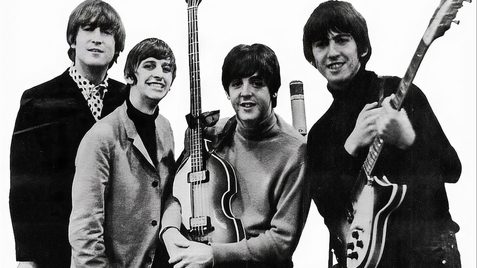 The Beatles in 1965; from left to right: John Lennon, Ringo Starr, Paul McCartney and George Harrison The Beatles in 1965; from left to right: John Lennon, Ringo Starr, Paul McCartney and George Harrison