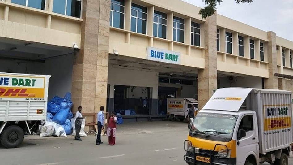 Blue Dart Express shares opened higher at Rs 6905 on BSE. In the afternoon session, total 5651 shares of the firm changed hands amounting to a turnover of Rs 3.99 crore. Blue Dart Express shares opened higher at Rs 6905 on BSE. In the afternoon session, total 5651 shares of the firm changed hands amounting to a turnover of Rs 3.99 crore.