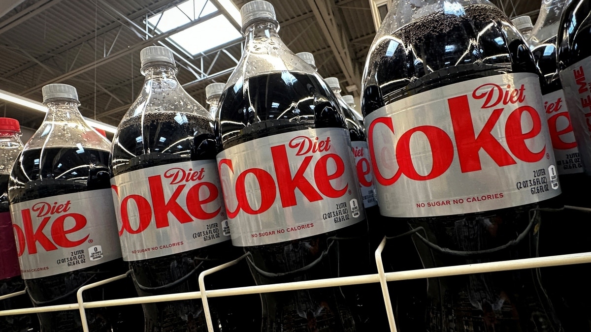 WHO's cancer agency to declare popular sweetener aspartame as possible carcinogenic WHO's cancer agency to declare popular sweetener aspartame as possible carcinogenic
