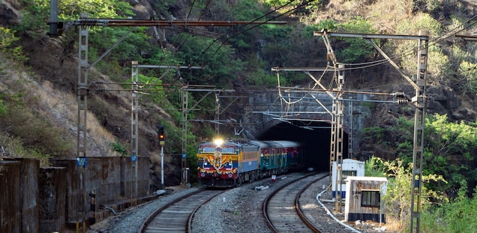 Deccan Queen has completed 93 years of service Deccan Queen has completed 93 years of service