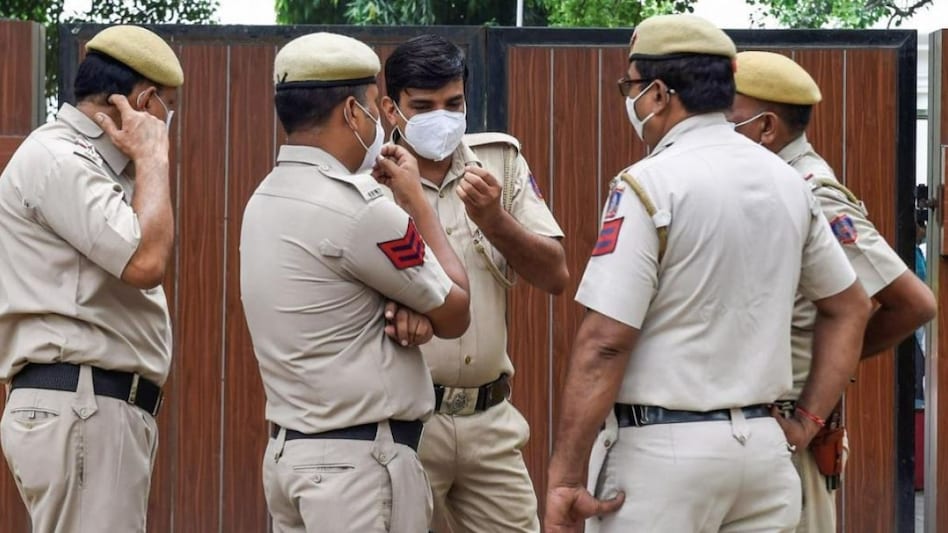 PhonePe cashback offer scam leaves Delhi Police official in financial trouble, Rs 2 Lakh lost PhonePe cashback offer scam leaves Delhi Police official in financial trouble, Rs 2 Lakh lost