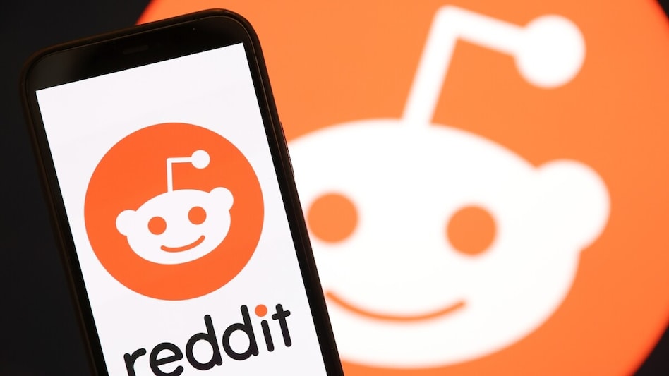 Communities on Reddit locked out users in protest of Reddit's plan to charge for access to data. Communities on Reddit locked out users in protest of Reddit's plan to charge for access to data.
