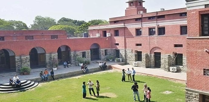 The departments of Computer Engineering, Electronics and Communication Engineering, and Electrical Engineering will be set up on the North Campus of the University. The departments of Computer Engineering, Electronics and Communication Engineering, and Electrical Engineering will be set up on the North Campus of the University.