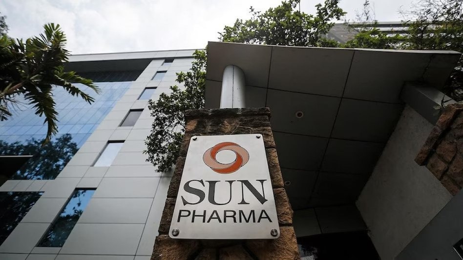 Sun Pharma’s consolidated R&D investment in Q4 stood at Rs 665 crore, which was 6.2 per cent of sales Sun Pharma’s consolidated R&D investment in Q4 stood at Rs 665 crore, which was 6.2 per cent of sales