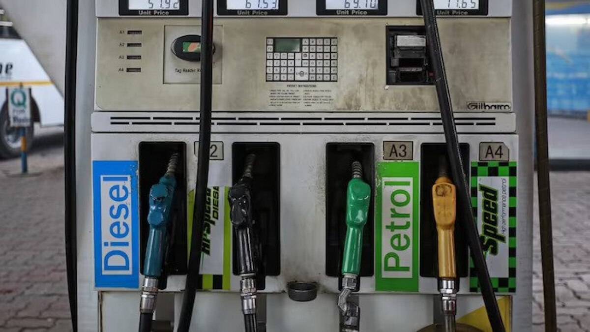 Petrol and diesel prices unchanged in most cities. Check latest rates here 