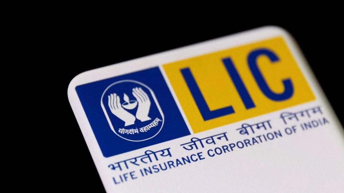 GoI officials hard-sell LIC to global investors