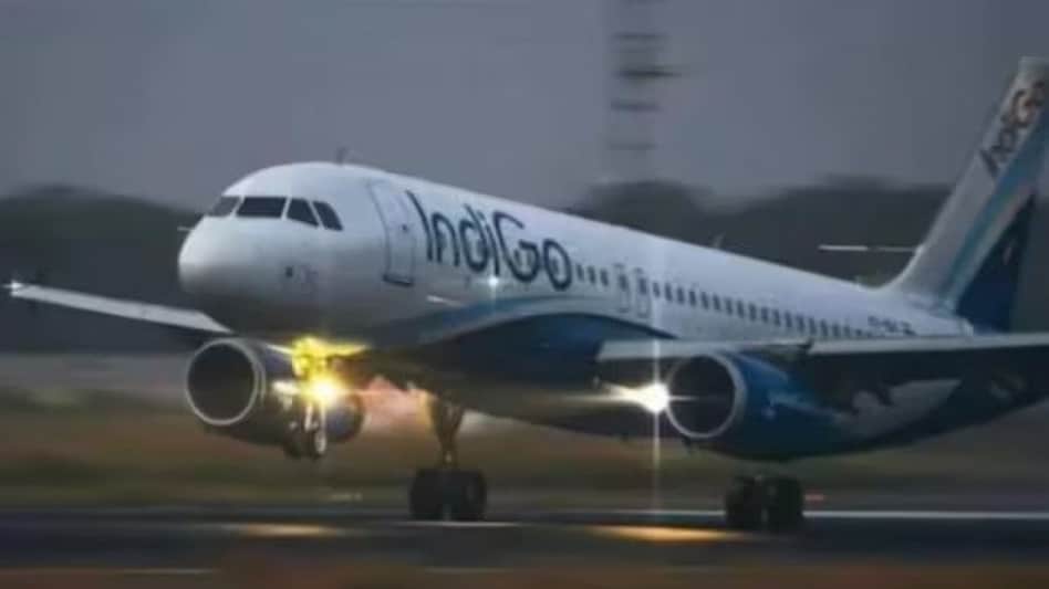 Dehradun-bound IndiGo flight makes emergency landing in Delhi due to engine failure Dehradun-bound IndiGo flight makes emergency landing in Delhi due to engine failure