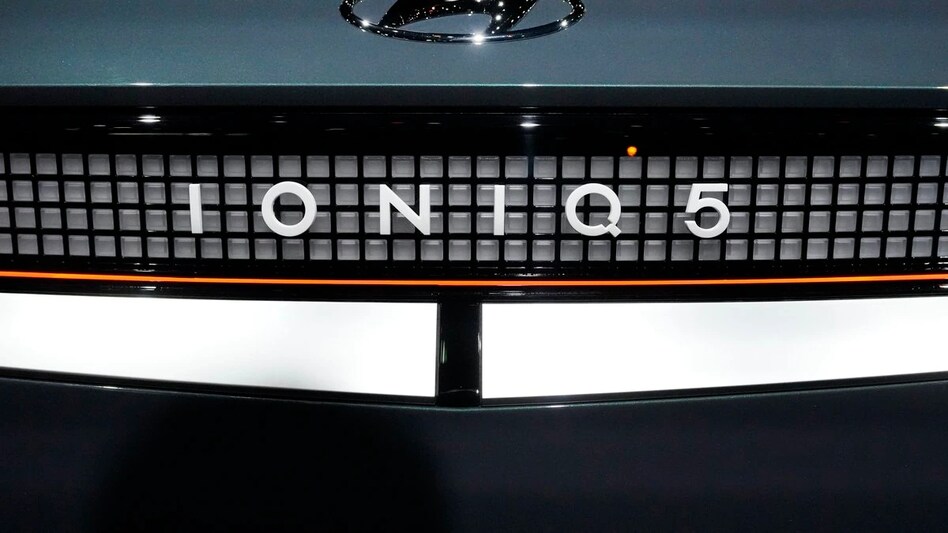 US opens safety probe into Hyundai Ioniq 5 EVs over power loss reports US opens safety probe into Hyundai Ioniq 5 EVs over power loss reports