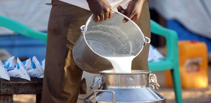 Milk wars halted: Karnataka Nandini stops plans to expand into Kerala Milk wars halted: Karnataka Nandini stops plans to expand into Kerala