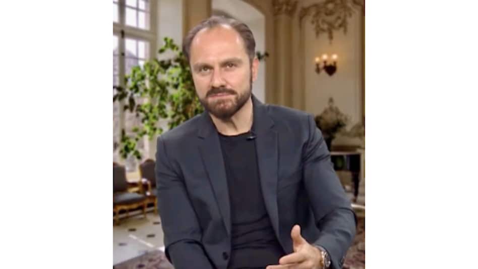 Nikolaos Tzenios Nikolaos Tzenios