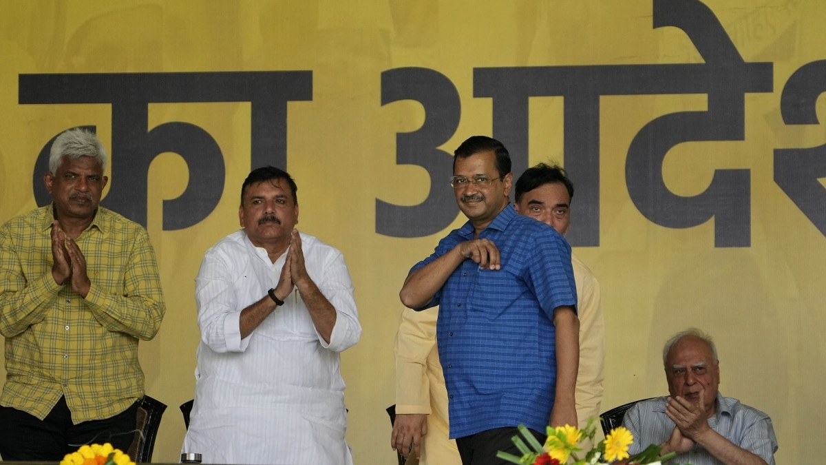 AAP maha rally: Arvind Kejriwal makes 'Hitler' jibe at PM Modi over Centre's ordinance