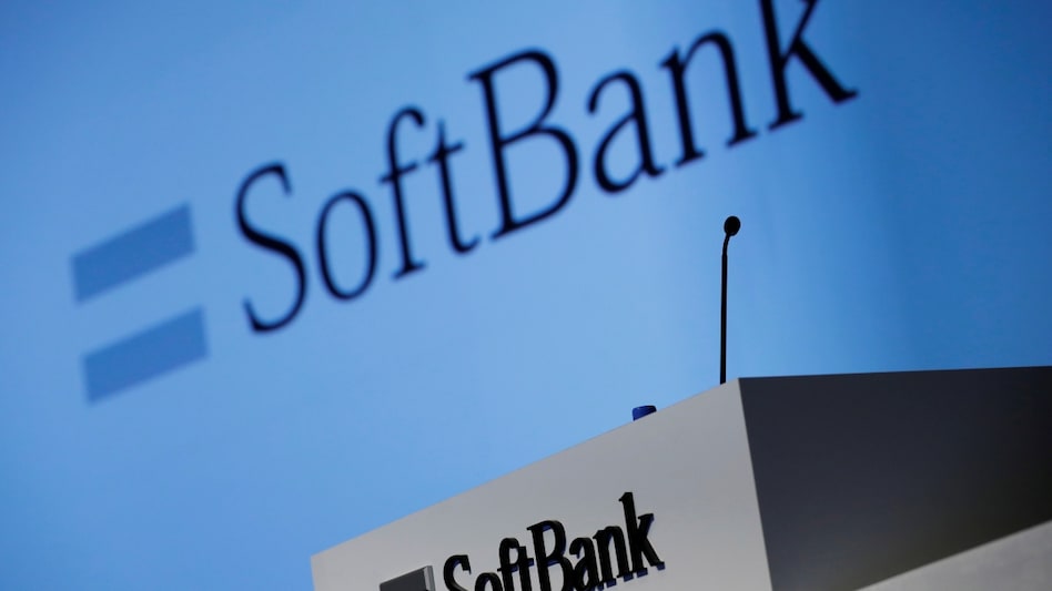 Zomato, Paytm shares drop on report SoftBank may sell stakes over next few sessions (Photo: Reuters) Zomato, Paytm shares drop on report SoftBank may sell stakes over next few sessions (Photo: Reuters)