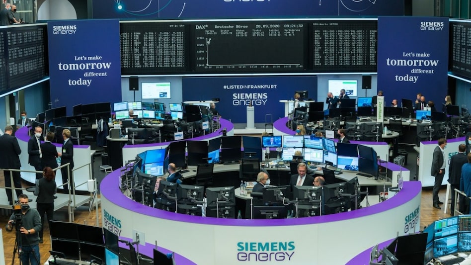 Investor confidence crisis grips Siemens Energy after record sell-off Investor confidence crisis grips Siemens Energy after record sell-off