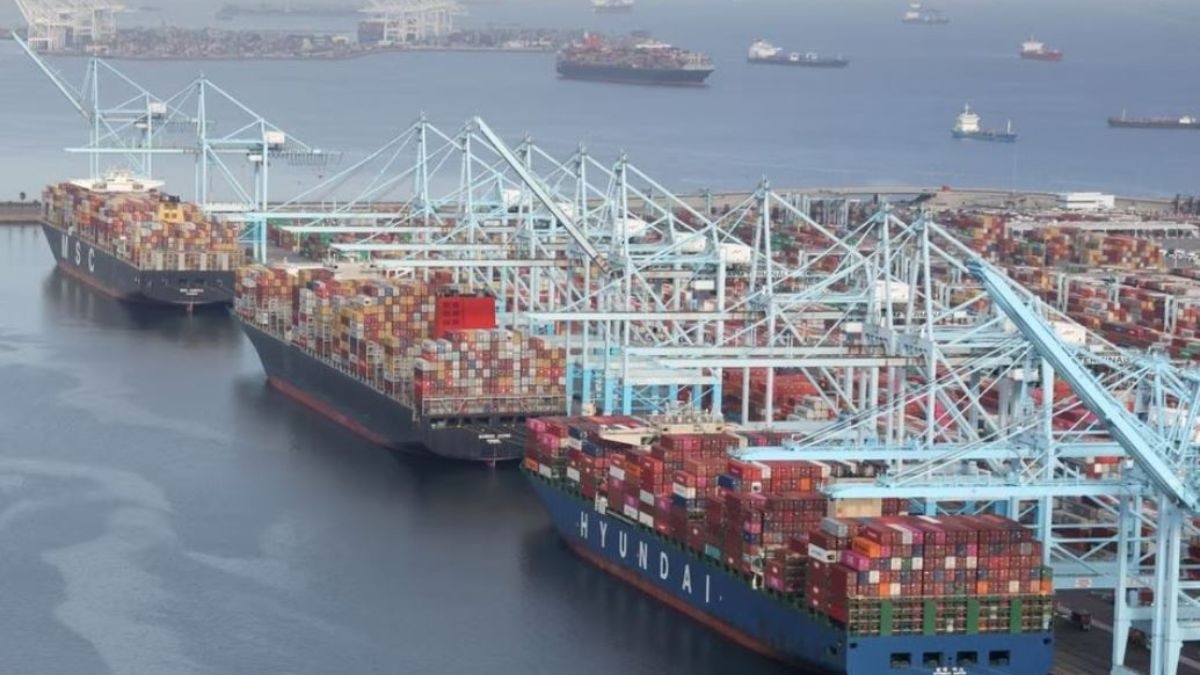 US trade deficit widens to 6-month high, expected to dent economic growth