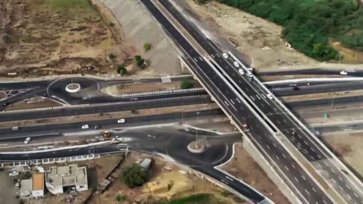 (Image: @nitin_gadkari/Twitter) (Image: @nitin_gadkari/Twitter)