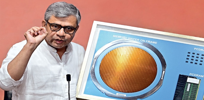 LAYING THE GROUNDWORK: Right before Prime Minister Narendra Modi’s US visit, Union Minister Ashwini Vaishnaw (pictured) made a three-day trip to meet leading stakeholders in the semiconductor ecosystem LAYING THE GROUNDWORK: Right before Prime Minister Narendra Modi’s US visit, Union Minister Ashwini Vaishnaw (pictured) made a three-day trip to meet leading stakeholders in the semiconductor ecosystem