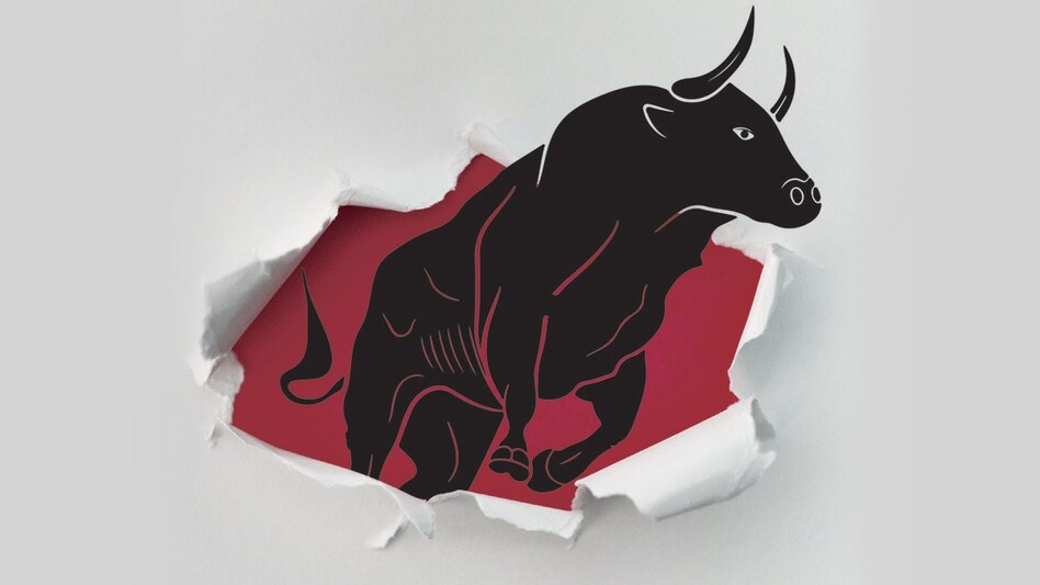 STREET TALK: Though experts see the market as a whole doing well, they expect some sectors like manufacturing, banking, real estate and hotels to outperform STREET TALK: Though experts see the market as a whole doing well, they expect some sectors like manufacturing, banking, real estate and hotels to outperform