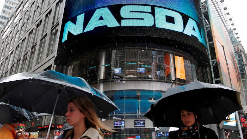 Dow, S&P 500 rise after upbeat earnings from big banks Dow, S&P 500 rise after upbeat earnings from big banks