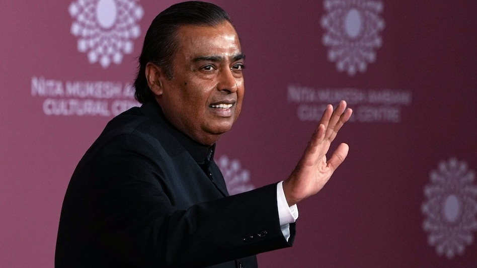 SAT sets aside SEBI's Rs 25-crore penalty on Mukesh Ambani SAT sets aside SEBI's Rs 25-crore penalty on Mukesh Ambani