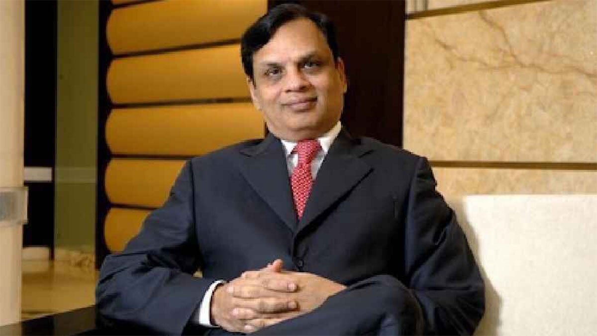 Videocon-ICICI loan case: SC agrees to hear CBI plea on HC order granting interim bail to Venugopal Dhoot 