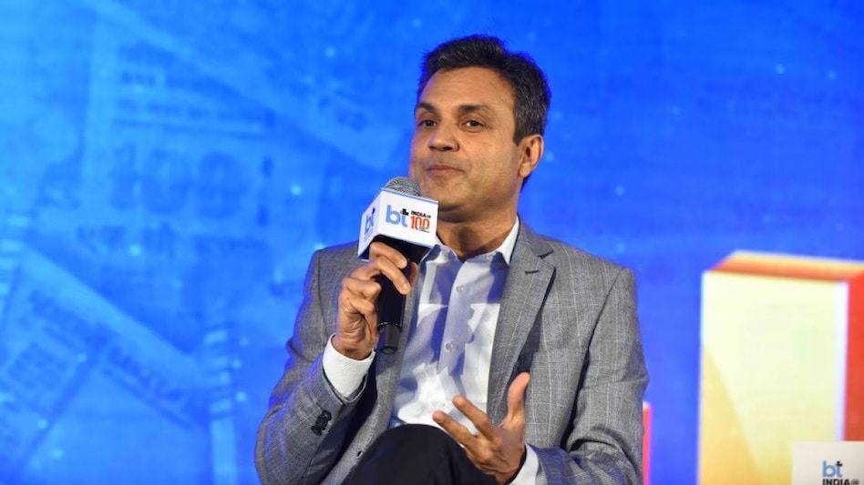 Microsoft India president Anant Maheshwari has stepped down from his position and will leave the firm to pursue other interests. Microsoft India president Anant Maheshwari has stepped down from his position and will leave the firm to pursue other interests.