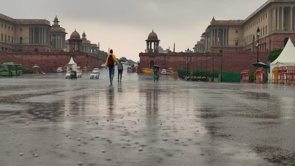 Weather Update: जानें कैसा रहेगा दिल्ली का मौसम, उत्तराखंड में मानसून पर लगा ब्रेक 3 Weather Update