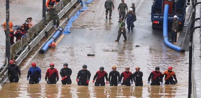 South Korean President Yoon Suk Yeol blamed authorities' failure to follow disaster response rules South Korean President Yoon Suk Yeol blamed authorities' failure to follow disaster response rules