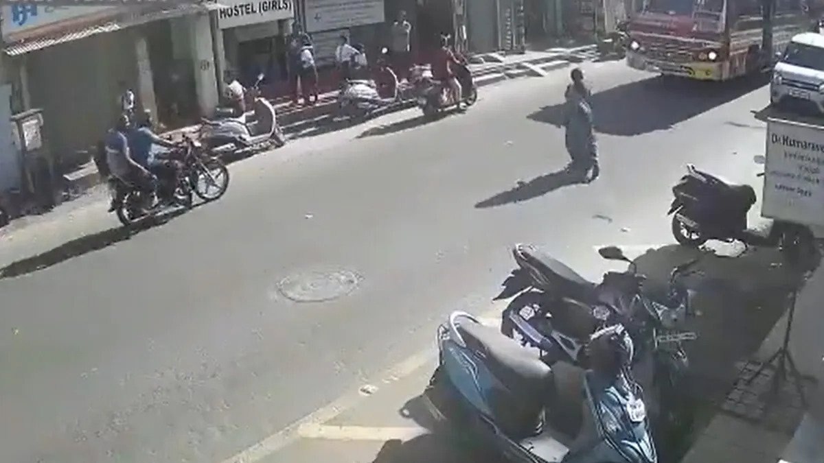 Tamil Nadu: Woman dies after jumping in front of moving bus to get compensation to pay son’s fees