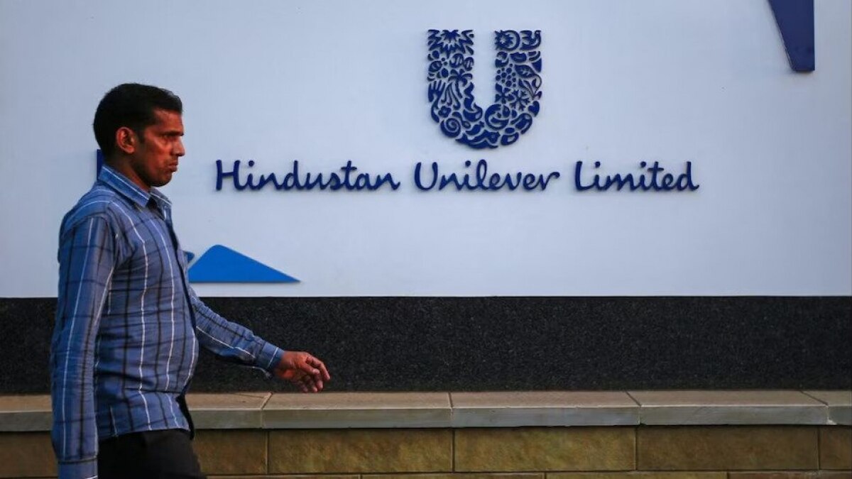 HUL reports flat volume growth amid slow consumer demand recovery  