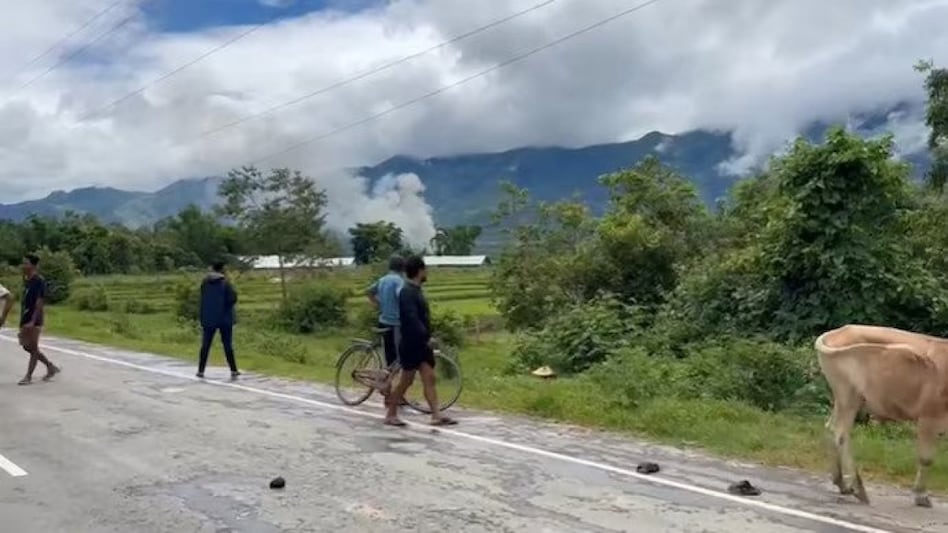 Since the beginning of May, Manipur has seen ethnic clashes between the Meitis and Kukis. Since the beginning of May, Manipur has seen ethnic clashes between the Meitis and Kukis.