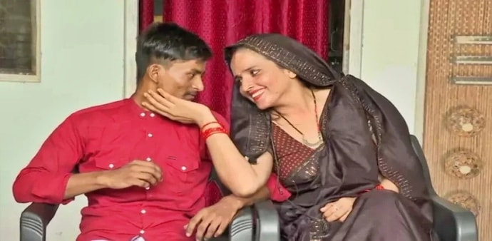 Seema was already married to Ghulam Haider and has four children with him. Seema was already married to Ghulam Haider and has four children with him.