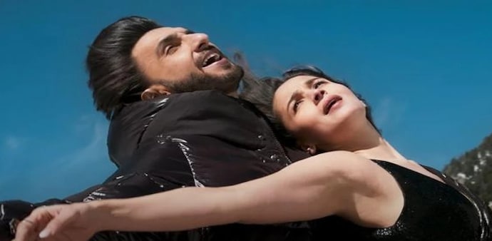 Rocky Aur Rani Kii Prem Kahaani released in theatres on July 28, a week after Barbie and Oppenheimer hit theatres on July 21 Rocky Aur Rani Kii Prem Kahaani released in theatres on July 28, a week after Barbie and Oppenheimer hit theatres on July 21