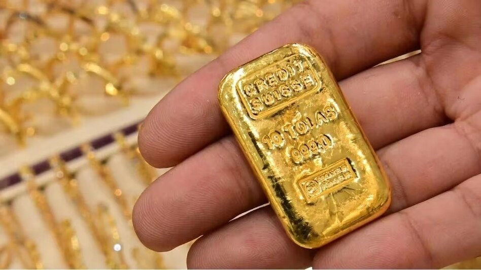 Domestically, the government on Wednesday imposed import restrictions on certain gold jewellery and articles, which would help cut import of non-essential items. Domestically, the government on Wednesday imposed import restrictions on certain gold jewellery and articles, which would help cut import of non-essential items.