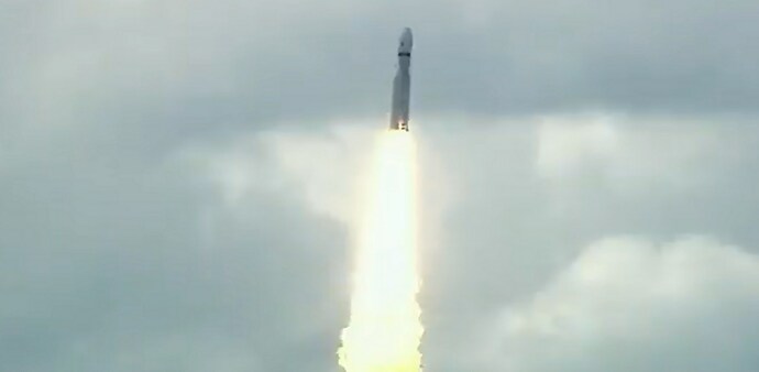 Isro Chandrayaan-3 launch: LVM3 lifts off successfully, aims to reach Moon by August-end Isro Chandrayaan-3 launch: LVM3 lifts off successfully, aims to reach Moon by August-end