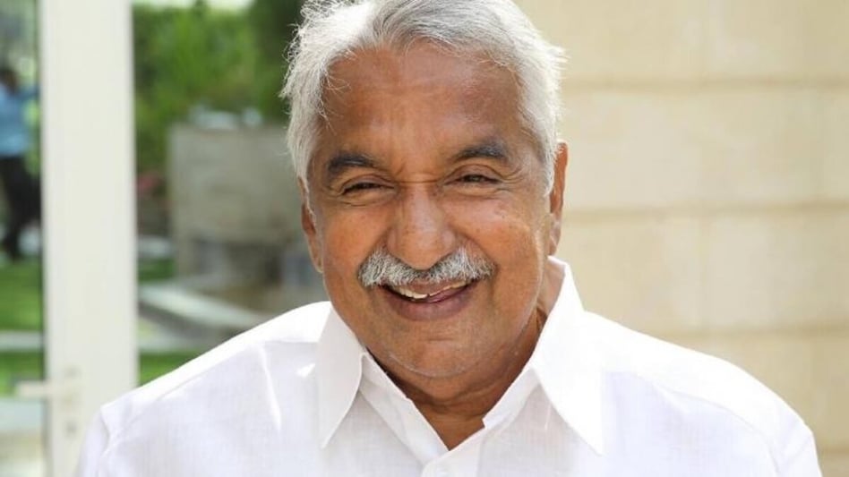Oommen Chandy served two terms as the Kerala CM—from 2004-2006 and from 2011-2016. Oommen Chandy served two terms as the Kerala CM—from 2004-2006 and from 2011-2016.