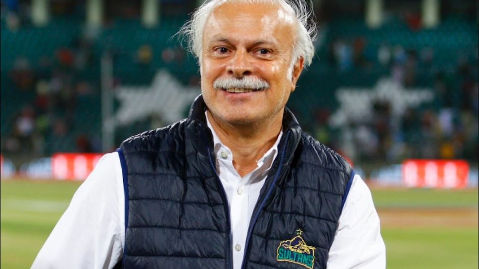 Alamgir was a leading businessman in South Punjab Alamgir was a leading businessman in South Punjab