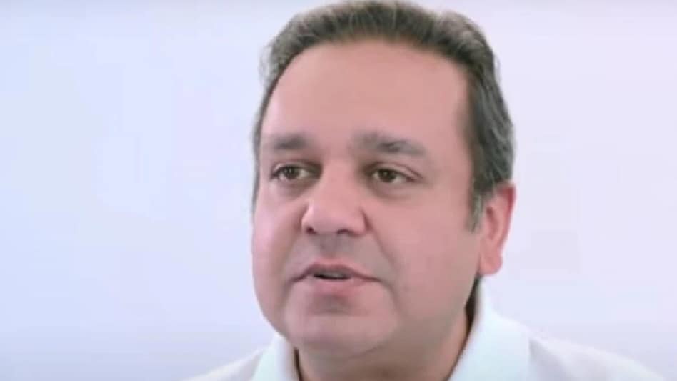 'Don't let any tinge of negativity distract you...': Zee's Punit Goenka pens emotional note to employees 'Don't let any tinge of negativity distract you...': Zee's Punit Goenka pens emotional note to employees