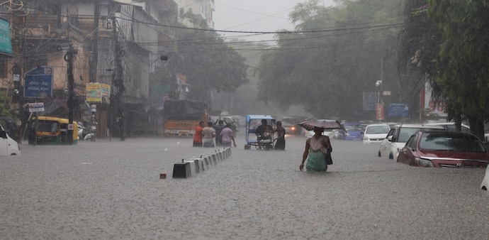The Met Office predicted heavy rainfall for many parts of the country. The Met Office predicted heavy rainfall for many parts of the country.