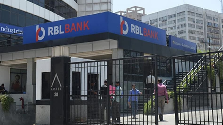 M&M acquires 3.53% stake in RBL Bank for Rs 417 cr M&M acquires 3.53% stake in RBL Bank for Rs 417 cr