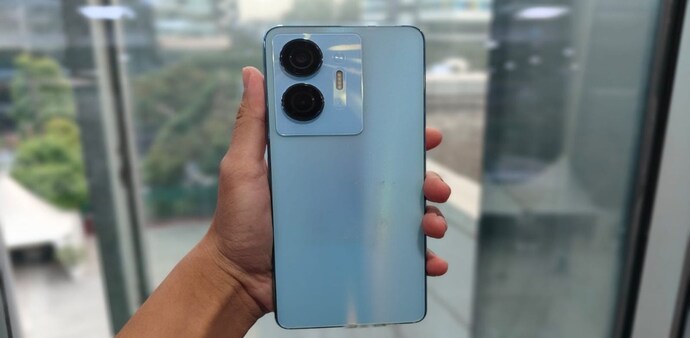 Infinix Hot 30 5G is launched at a starting price of Rs 12,499 Infinix Hot 30 5G is launched at a starting price of Rs 12,499